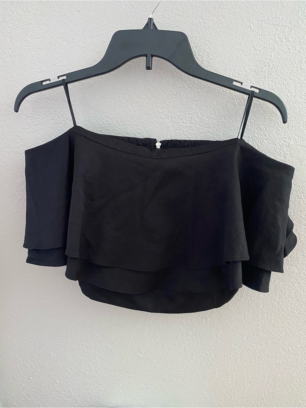 Black Strapless Ruffled Crop Top